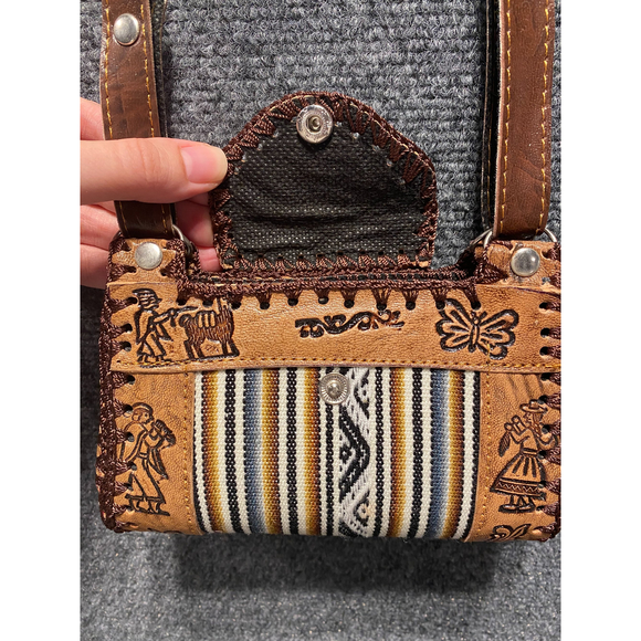 Handmade Purse Bolivia Hand Tooled Leather & Canvas Llamas Alpacas Butterfly - Picture 4 of 9